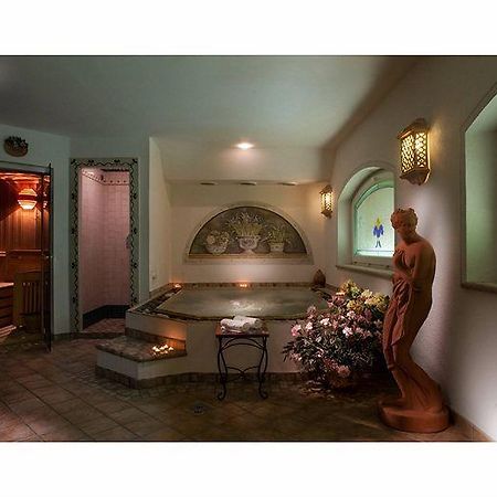 Hotel Miralago Wellness - Adults Only Molveno Buitenkant foto