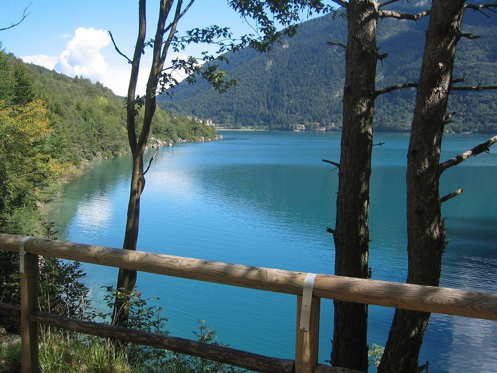 Hotel Miralago Wellness - Adults Only Molveno Buitenkant foto