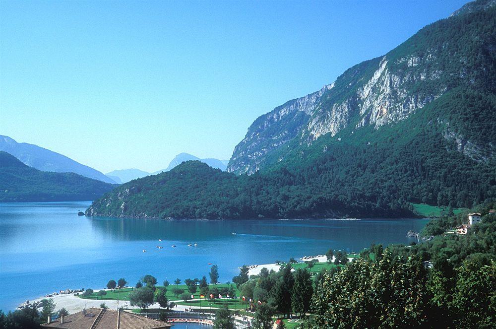 Hotel Miralago Wellness - Adults Only Molveno Buitenkant foto