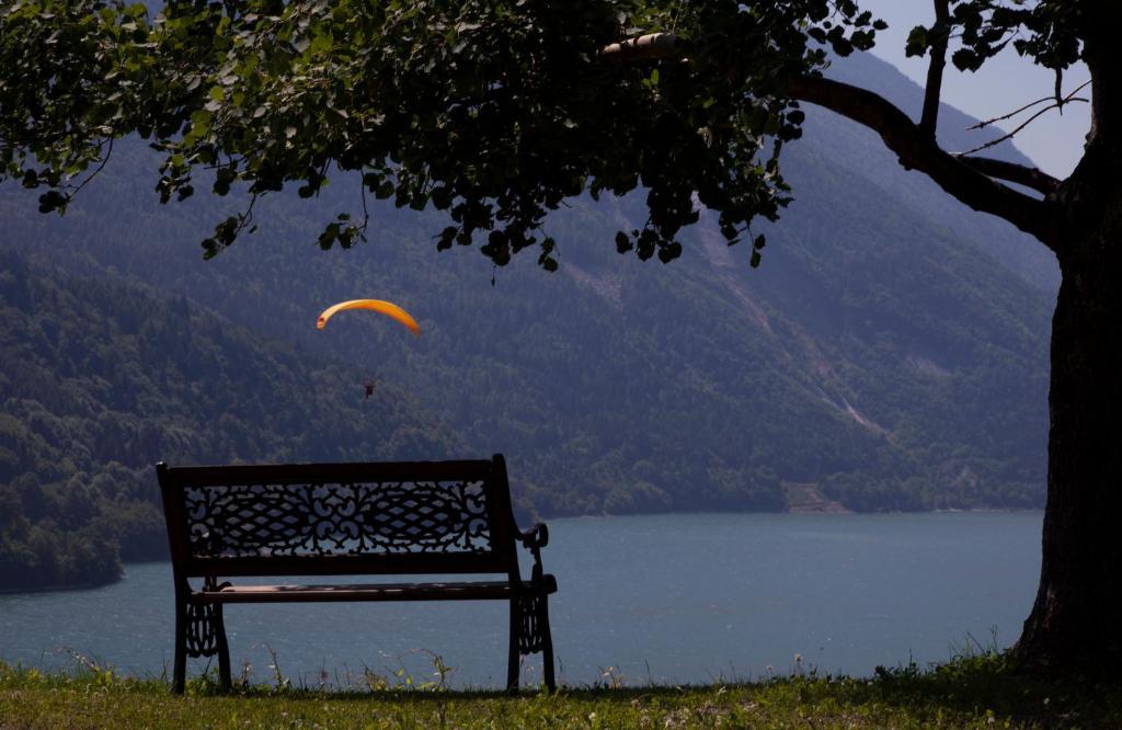 Hotel Miralago Wellness - Adults Only Molveno Buitenkant foto