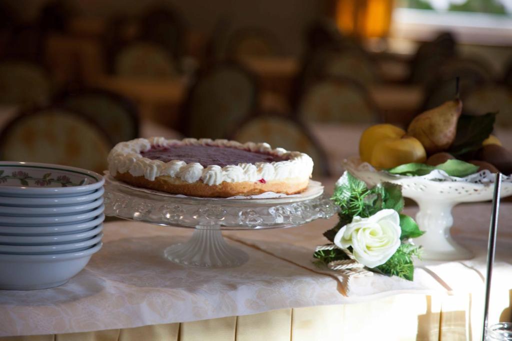 Hotel Miralago Wellness - Adults Only Molveno Buitenkant foto